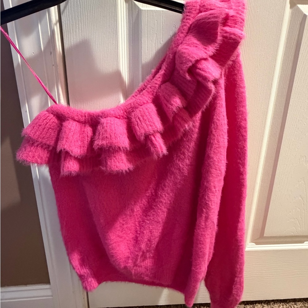 DO+BE Vibrant Pink Fluffy Top